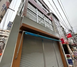 新小岩ルミエール商店街至近の立地