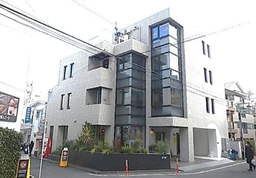 ≪北参道駅 徒歩3分｜B1階・148.57㎡｜店舗事務所≫