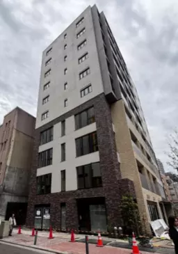 馬車道駅 徒歩3分 角ビル 2F〈3区画〉スケルトン物件 【軽飲食可】