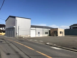 【倉庫物件】天井高約3.1m～5.0m　大型車・40ftコンテナ使用可外観