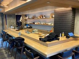 人気観光地鎌倉観光客で賑わう小町通り至近の好立地!外観