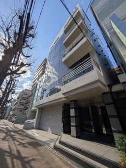 1F駐車スペース・上階オフィス仕様｜新神戸駅エリア外観