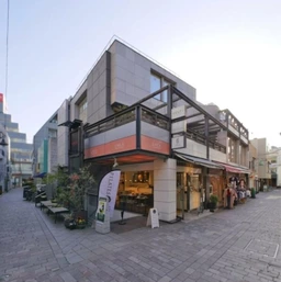 ≪自由が丘駅 徒歩4分｜2階・169.69㎡｜飲食相談≫