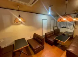 ■志村坂上駅 徒歩4分 現況:カフェ居抜き物件 【飲食可】外観