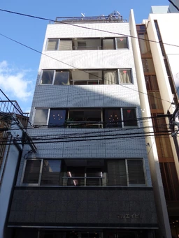 心斎橋 ワンフロア使用 リラクゼーションサロン居抜き 造作買取相談【業種相談（飲食不可）】外観