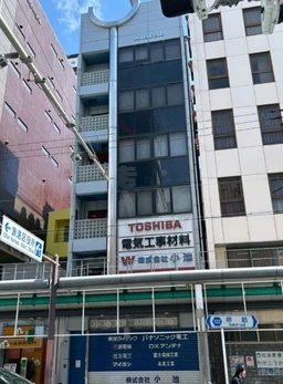 堺筋に面し、オタロードにも近い1棟貸店舗です外観