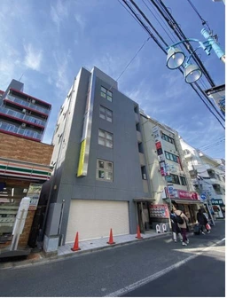 新丸子駅徒歩2分　飲食不可　商店街の⼈通りの多い⽴地