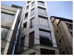 麻布十番駅 徒歩4分 現況:ダイニングバー 飲食居抜き物件 【飲食可】造作譲渡無償外観