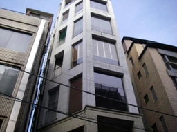 ≪麻布十番駅 徒歩3分｜2階・83.16㎡｜飲食相談≫外観