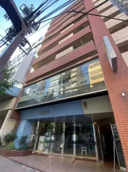 三軒茶屋駅 徒歩3分 現況:美容室居抜き物件 　世田谷通り沿い　1階外観