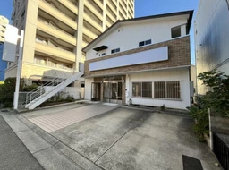 新長田駅 徒歩7分 駐車場3台付き 1-2F一棟貸し デイサービス居抜き物件 【飲食不可】外観