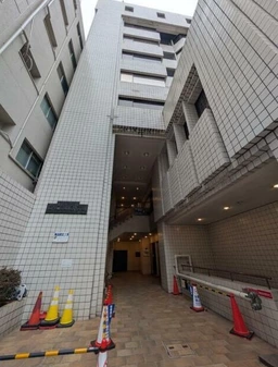 関内駅 徒歩6分 現況:ダイニングバー 飲食居抜き物件 【飲食可】外観