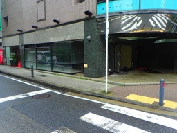 関内駅 徒歩5分 1F スケルトン物件 【業種相談】