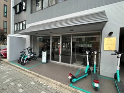 丸太町駅 徒歩1分 1F 現況:美容室・理容室 その他居抜きなど物件外観