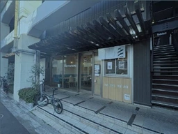 学芸大学駅 徒歩4分 約11.8坪 居酒屋居抜き物件 【飲食可】