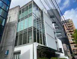 外苑前駅 徒歩2分 4F 現況:美容室・理容室 その他居抜きなど物件 【美容室・サロン募集】外観