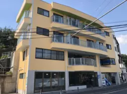 【UY0322】西谷駅徒歩5分！1階路面店！駐車場3台引継ぎ可能（無料）！引き渡し8月下旬！外観