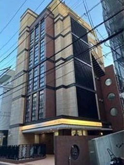 明治神宮前駅徒歩13分　軽飲食相談可