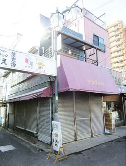 お花茶屋駅徒歩1分　飲食可　角地