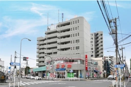 インドアゴルフ居抜き物件・視認性◎です。外観