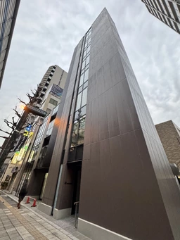 駒沢大学駅 徒歩2分 B1F  スケルトン物件 【何業も可】外観