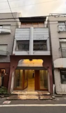 ~下北沢一番街栄通り商店街面す1階路面店舗!~　※飲食不可　（賃料77万円税込）