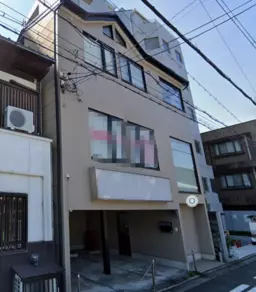 二条城前駅 徒歩9分 押小路通り沿い 1F〜3F一棟貸し 事務所仕様物件 【飲食不可】外観