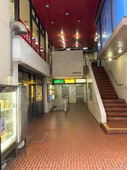 市川駅 徒歩2分 3F 現況:カフェ 飲食居抜き物件 【同ビル同業態不可。】外観