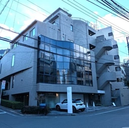 ≪恵比寿駅 徒歩5分｜B1階・90.65㎡｜店舗事務所≫