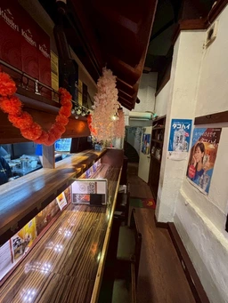 西武新宿線「野方」駅徒歩圏内 ロードサイド型インド料理店居抜き物件外観