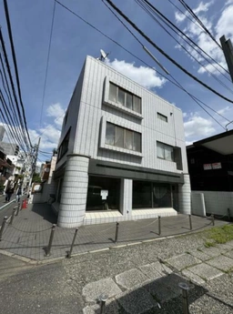 外苑前駅 徒歩4分 B1F スケルトン物件 【何業も可】〇〇