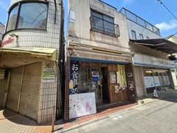 砂町銀座商店街沿い、内装状態良好なカフェ居抜き店舗！外観