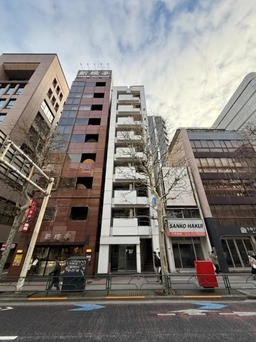 ≪新橋駅 徒歩3分｜1階・66.72㎡｜店舗事務所≫外観