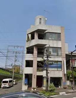 あざみ野駅 徒歩5分 　日吉元石川線通り沿い　3階外観