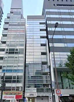 【御堂筋沿い】　なんば駅 13号出口より徒歩1分！　駅近オフィスビル外観