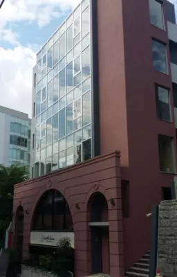 恵比寿駅 徒歩4分 2F専用階段あり 飲食店可能物件