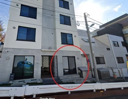 パーソナル美容室やネイルサロン等可能です。　ご相談下さい