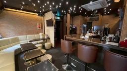 六本木駅 徒歩2分 4F 現況:バー 飲食居抜き物件 【業種相談】外観