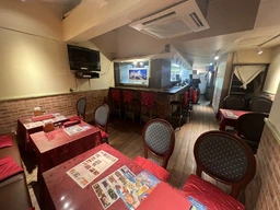 下落合駅 徒歩1分 2F 現況:インド料理 飲食居抜き物件 【何業も可】