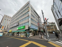 信濃町駅 徒歩1分 B1F 現況:焼肉 飲食居抜き物件 【何業も可】〇〇外観