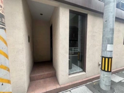 草加駅 徒歩2分 1F 現況:鉄板焼き 飲食居抜き物件 オープンキッチン 【何業も可】〇〇外観