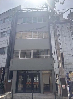 ⭐︎⭐︎池袋駅 徒歩2分 1F〜2F 東通り沿いジュンク堂書店前 【飲食可】⭐︎⭐︎