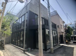 ☆ご質問や内見希望の方は【問い合わせ】からメッセージをお願い致します☆※お電話はお控えください。