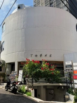 ≪代官山駅 徒歩3分｜2階・72.00㎡｜飲食相談≫外観