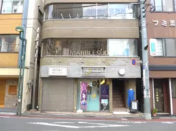 【UY0414】自由が丘駅徒歩2分。1階路面店サービス系におすすめな物件です。飲食店不可。サービス系におすすめ。