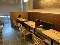 菊名駅 徒歩1分 1F 現況:韓国居酒屋 飲食居抜き物件 【何業も可】外観