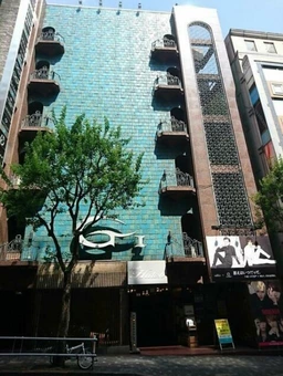 ◆新宿三丁目駅 徒歩4分 歌舞伎町 区役所通り 5F スケルトン 【飲食可(重飲食不可)】◆外観