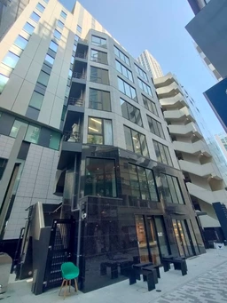 表参道駅 徒歩4分◆ダクト設置済◆重飲食相談可◆保証会社初回保証料貸主負担◆空調設置費用貸主負担◆賃料含契約条件緩和中◆外観