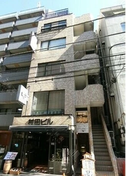 麻布十番駅 徒歩2分 （東京メトロ南北線・都営大江戸線）の出口が複数あり、交通アクセス良好