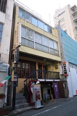 ◆五反田駅徒歩３分◆音楽教室、麻雀サロン、カラオケバー・スナックご相談可◆24時間利用可◆ワンフロア一括外観